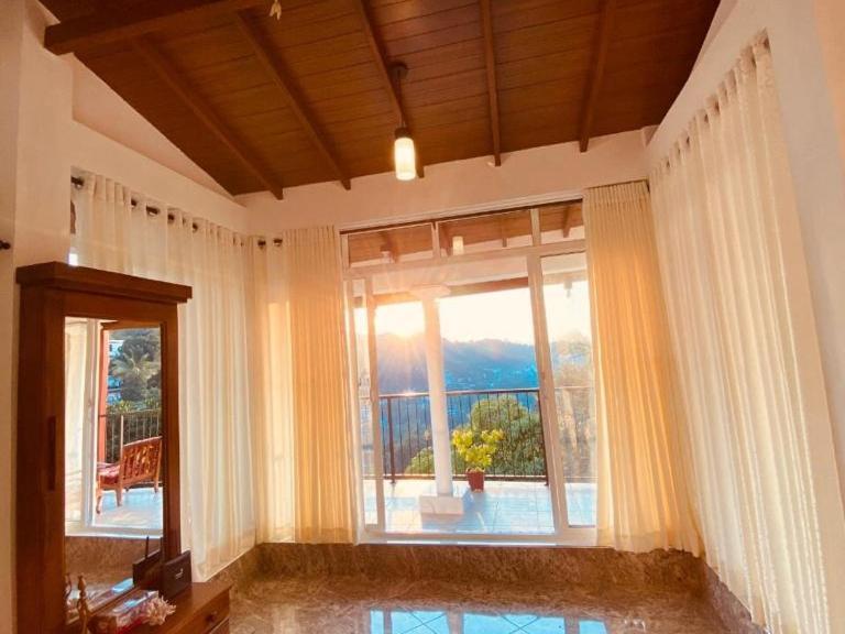 Kandyan View Homestay -Foreign 외부 사진