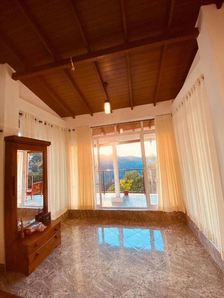 Kandyan View Homestay -Foreign 외부 사진